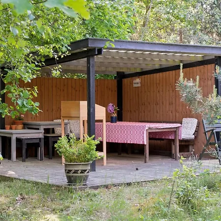 Holiday home Fietje - 200m From The Sea In Sealand By Interhome Farevejle
