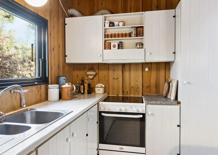Holiday home Fietje - 200m From The Sea By Interhome